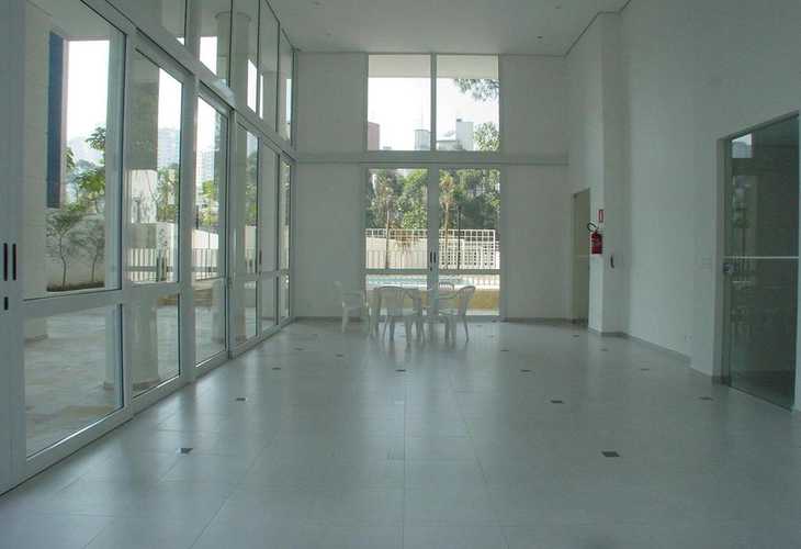 Apartamento à venda com 3 quartos, 197m² - Foto 2