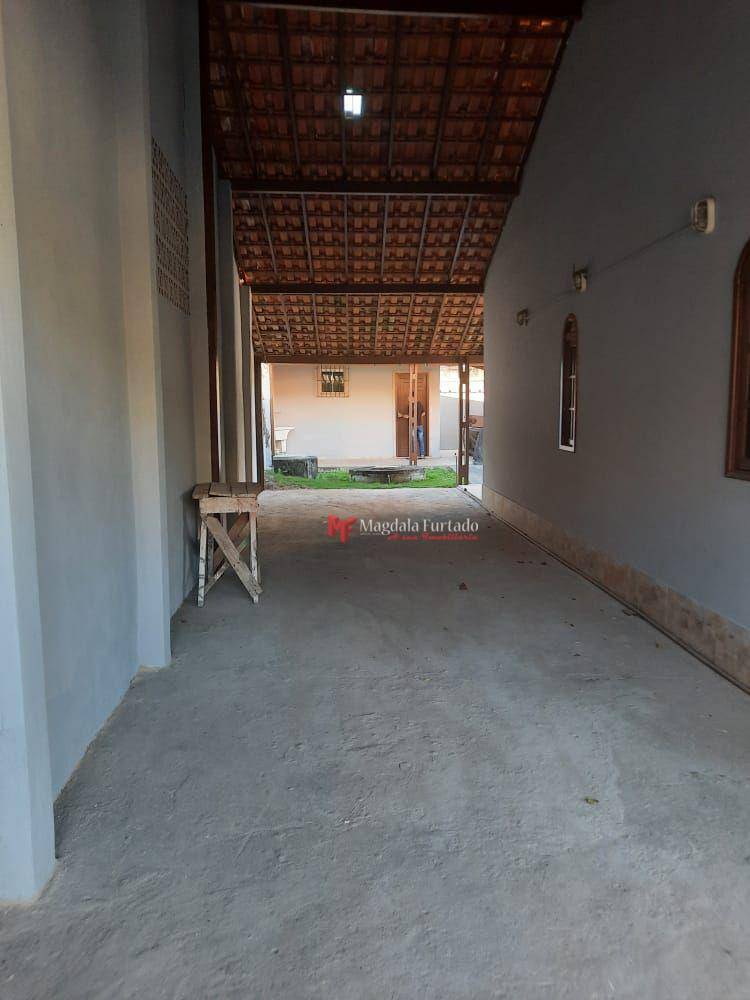 Casa à venda com 3 quartos, 67m² - Foto 3