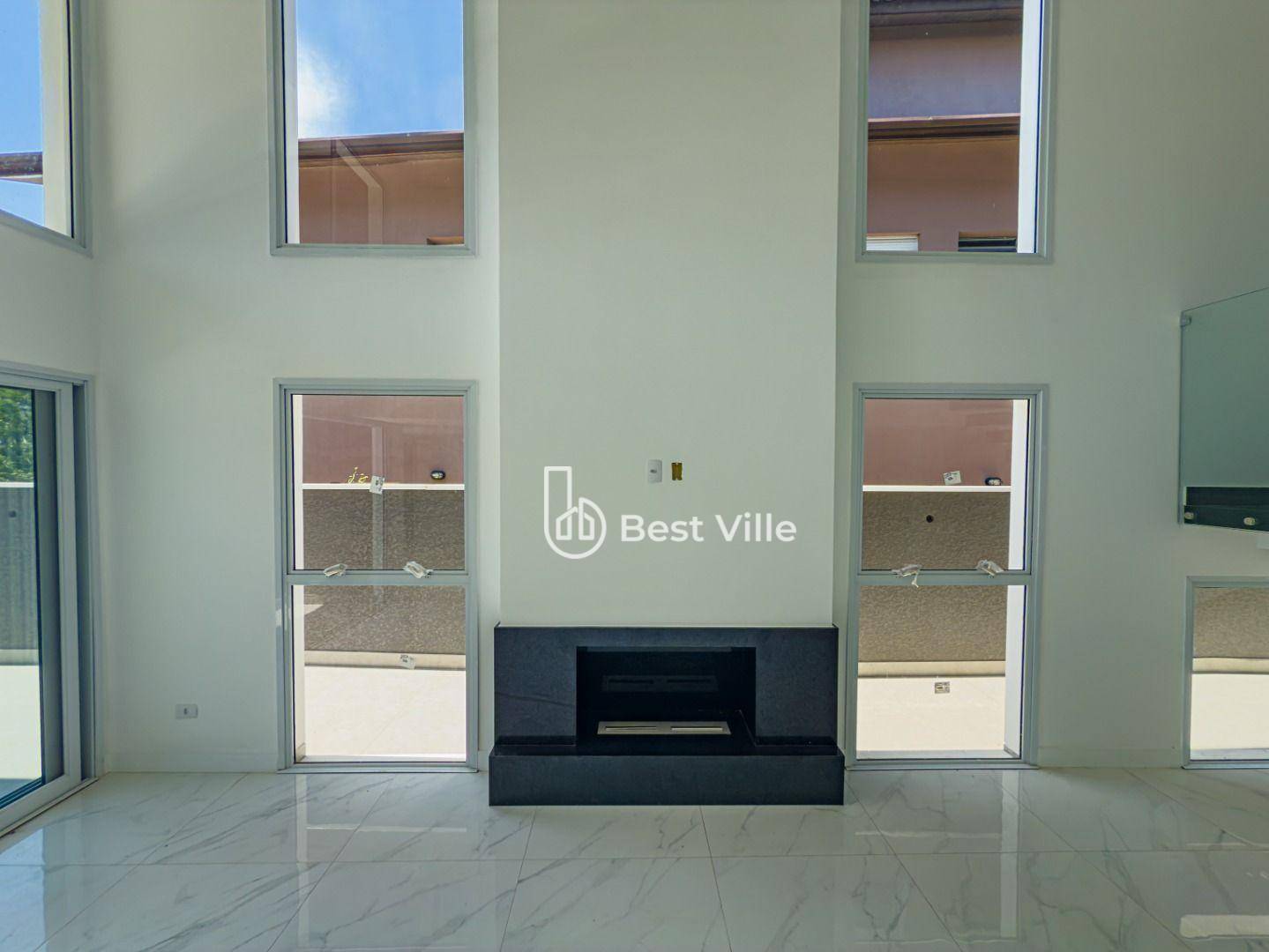 Casa de Condomínio à venda com 4 quartos, 325m² - Foto 4