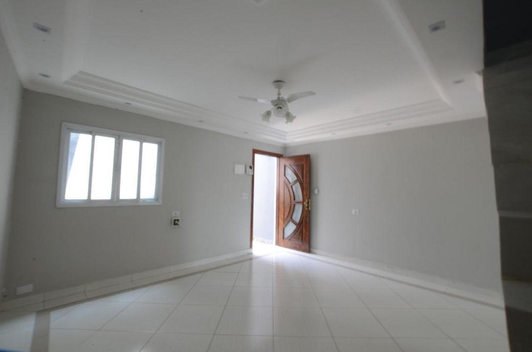 Sobrado à venda com 3 quartos, 150m² - Foto 2