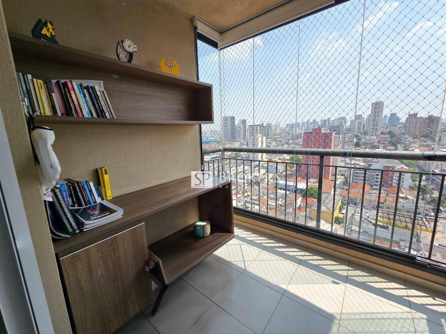 Apartamento à venda com 2 quartos, 69m² - Foto 1