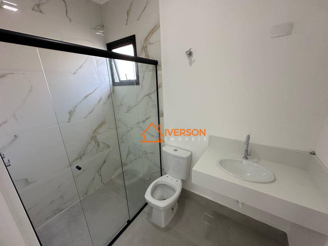 Sobrado à venda com 4 quartos, 272m² - Foto 19