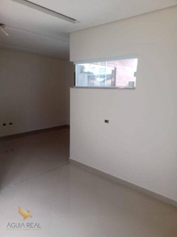 Casa à venda com 3 quartos, 77m² - Foto 3