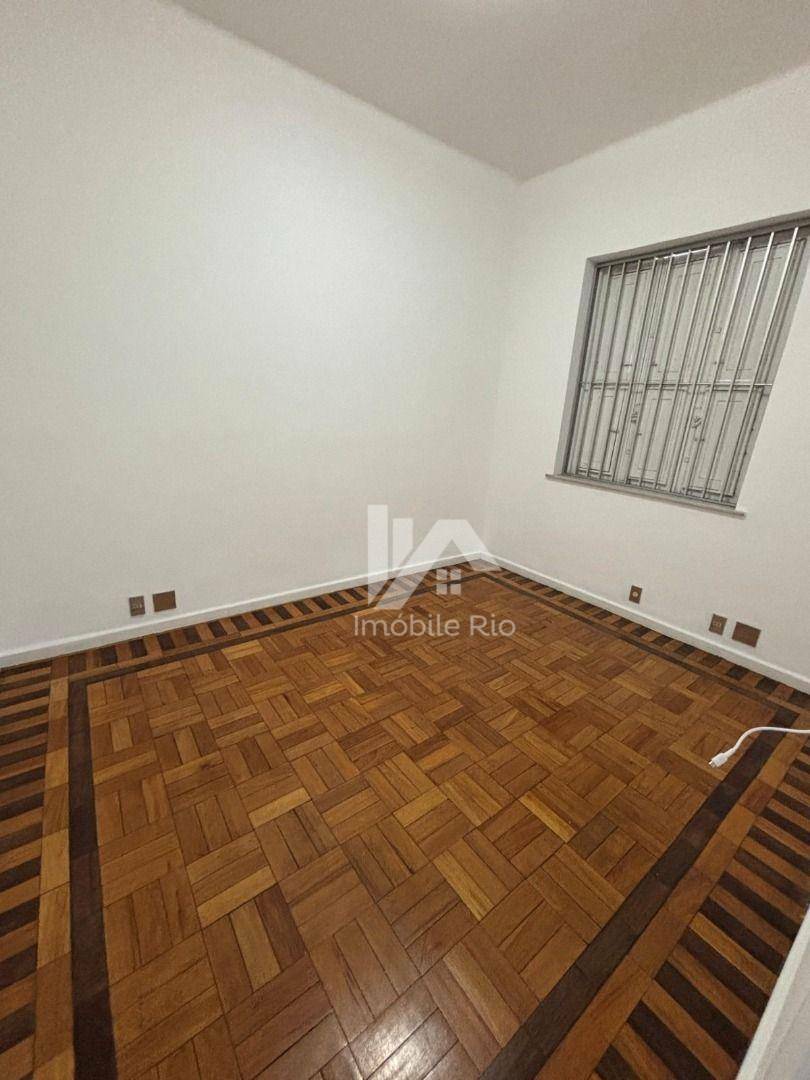 Apartamento à venda com 2 quartos, 65m² - Foto 7