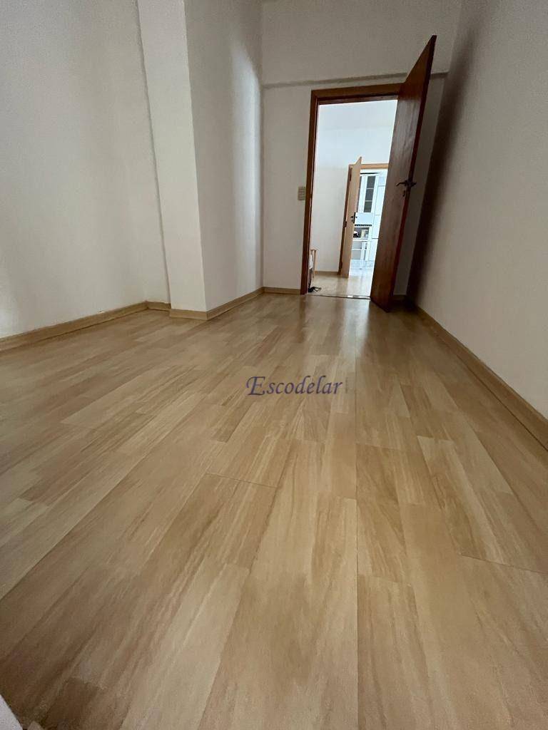 Apartamento à venda com 3 quartos, 200m² - Foto 19