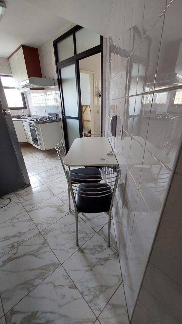 Apartamento à venda com 3 quartos, 99m² - Foto 1