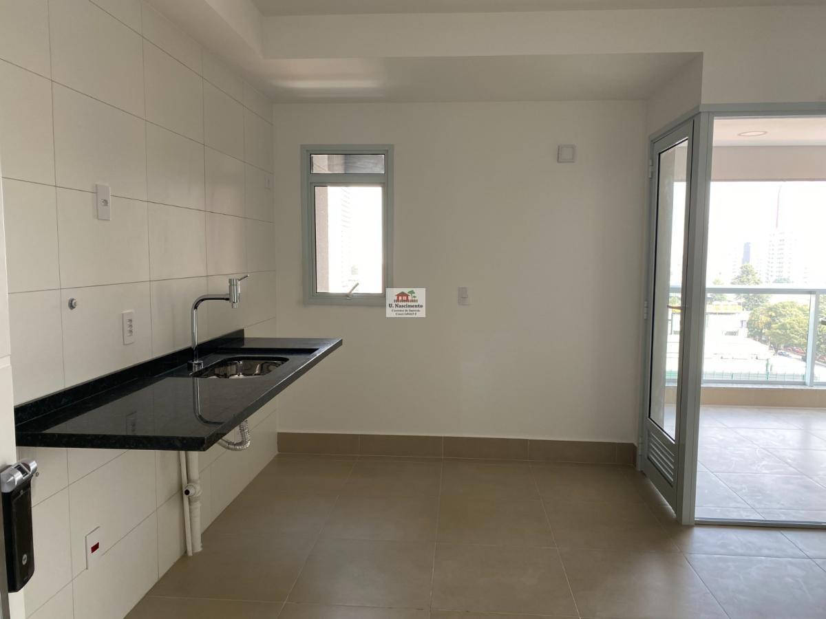 Apartamento à venda com 2 quartos, 66m² - Foto 2