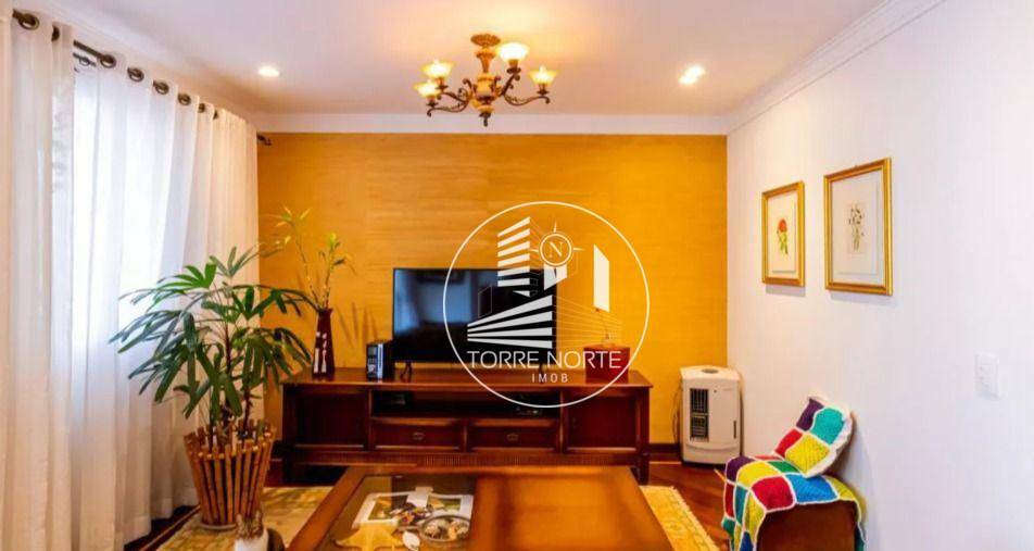 Apartamento à venda com 3 quartos, 140m² - Foto 5