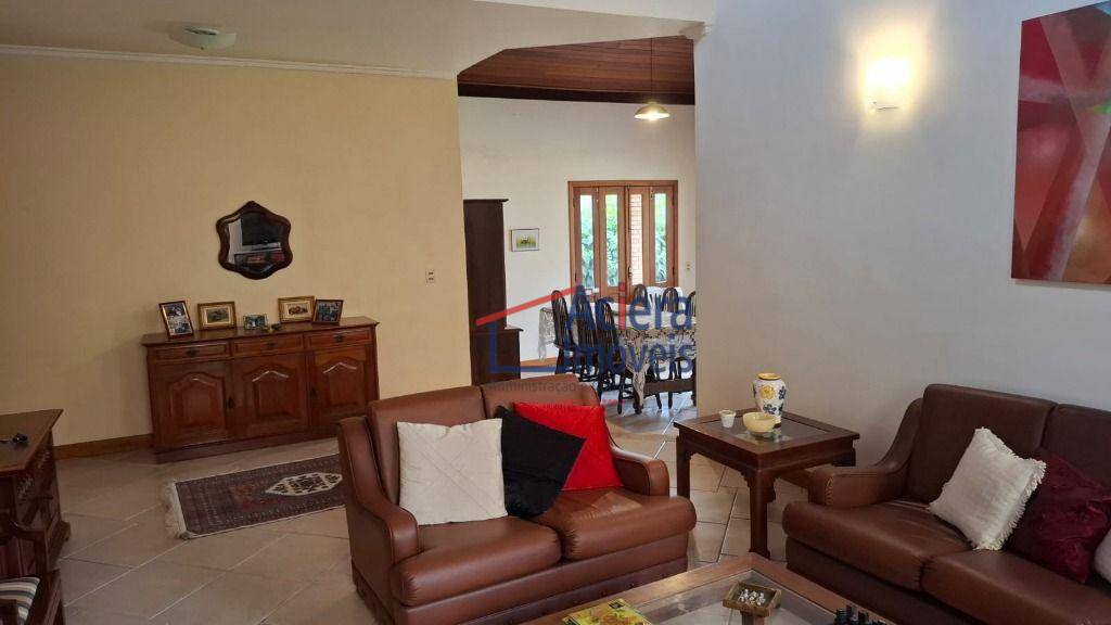 Casa de Condomínio para alugar com 3 quartos, 176m² - Foto 12