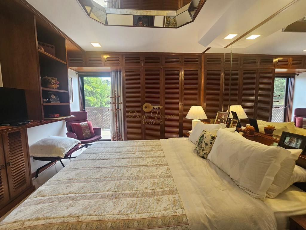 Casa de Condomínio à venda com 6 quartos, 190m² - Foto 25