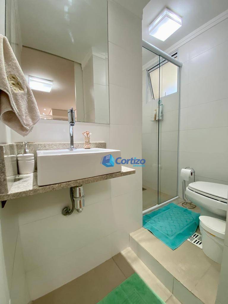 Apartamento à venda com 2 quartos, 104m² - Foto 7