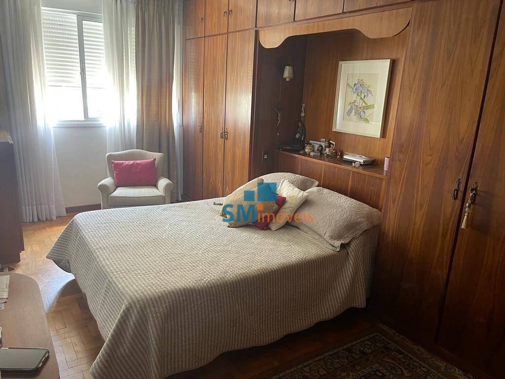 Apartamento à venda com 4 quartos, 200m² - Foto 18