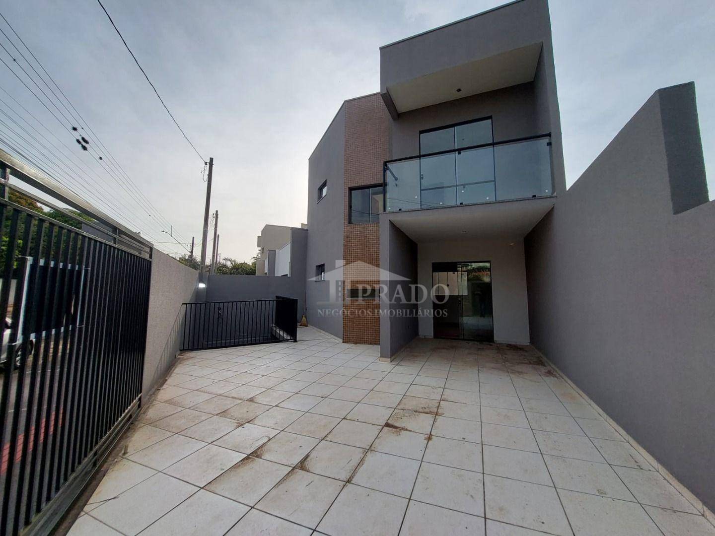 Sobrado à venda com 2 quartos, 103m² - Foto 2