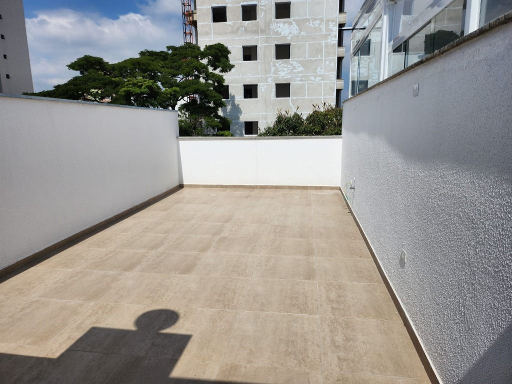 Cobertura à venda com 2 quartos, 85m² - Foto 13