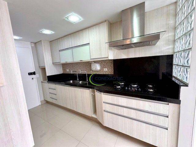 Apartamento à venda com 3 quartos, 118m² - Foto 1