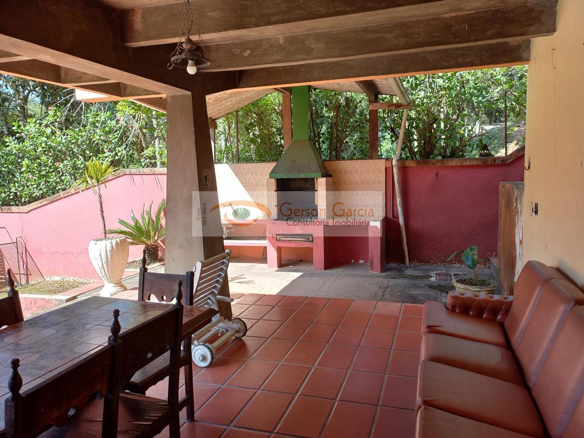 Casa de Condomínio à venda com 3 quartos, 390m² - Foto 4