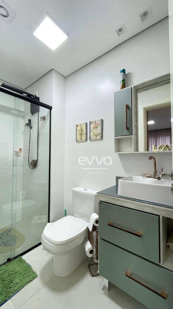 Apartamento à venda com 2 quartos, 84m² - Foto 17
