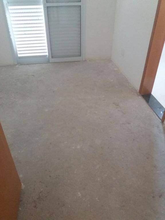 Sobrado à venda com 3 quartos, 100m² - Foto 10