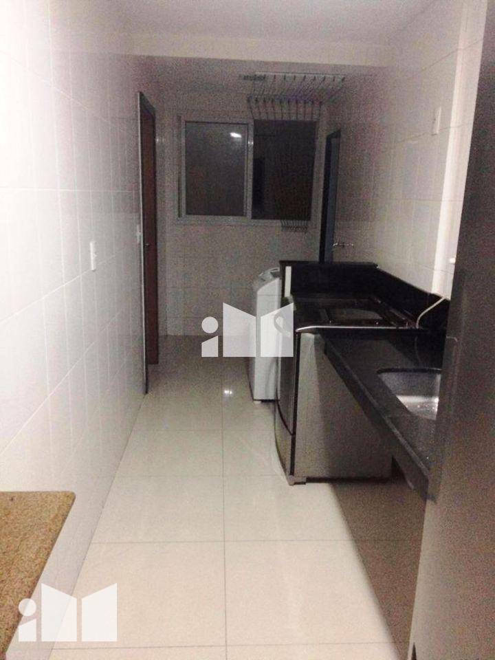 Apartamento à venda com 4 quartos, 150m² - Foto 6