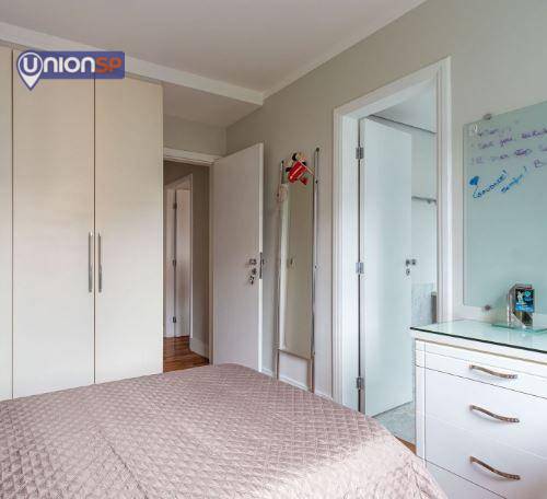 Apartamento à venda com 4 quartos, 223m² - Foto 17