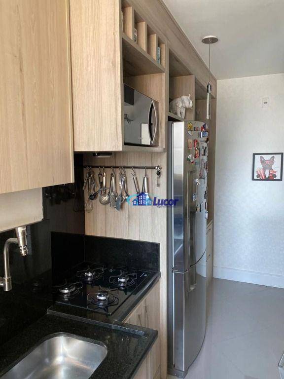 Apartamento à venda com 2 quartos, 61m² - Foto 6