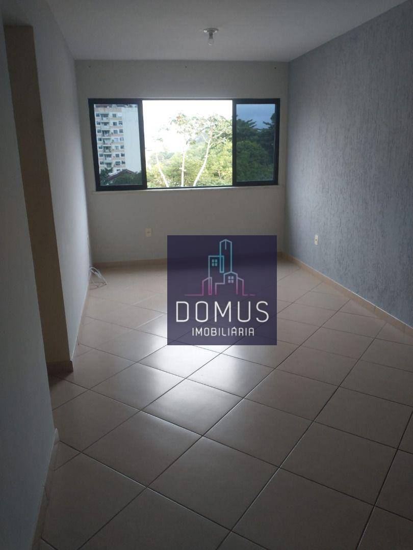 Apartamento à venda com 2 quartos, 79m² - Foto 1