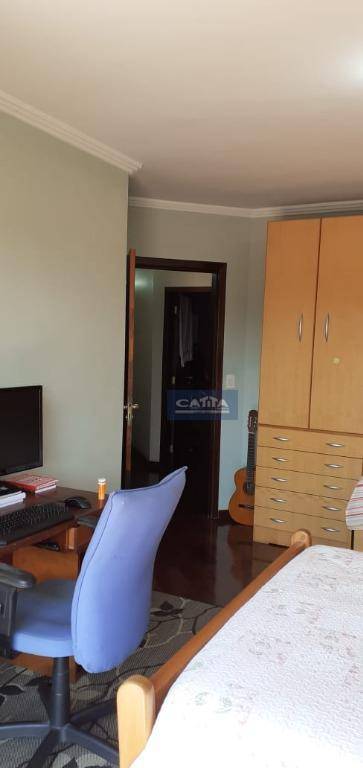 Sobrado à venda com 4 quartos, 300m² - Foto 18