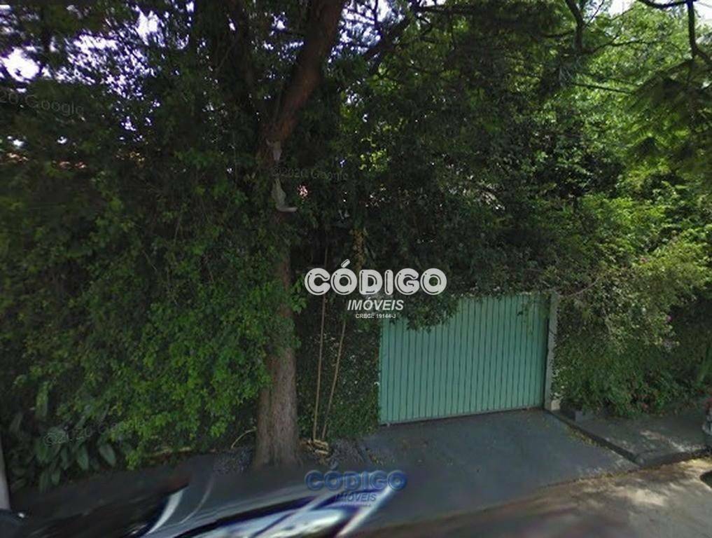 Casa à venda e aluguel com 4 quartos, 300m² - Foto 1