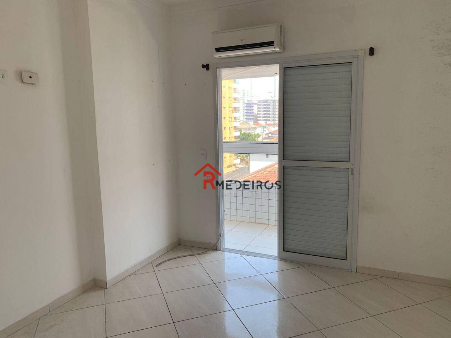 Apartamento à venda com 3 quartos, 116m² - Foto 9