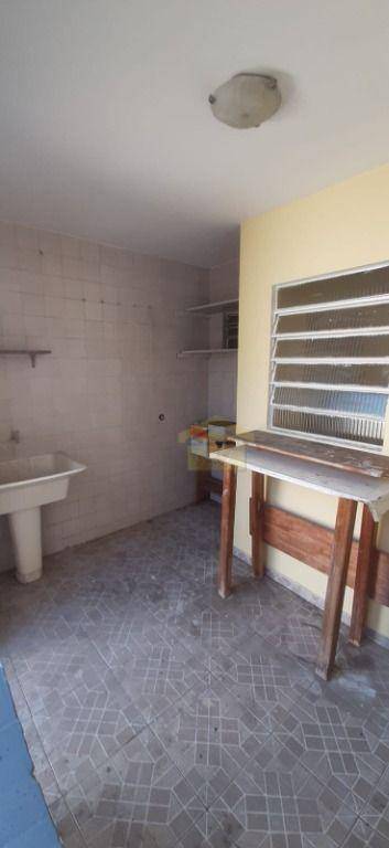 Sobrado à venda com 3 quartos, 120m² - Foto 23