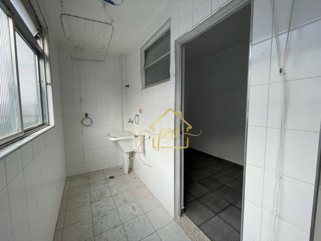 Apartamento à venda com 3 quartos, 153m² - Foto 9