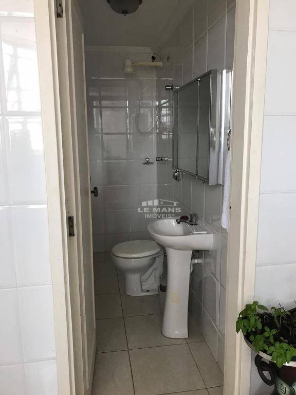 Apartamento à venda com 3 quartos, 156m² - Foto 19