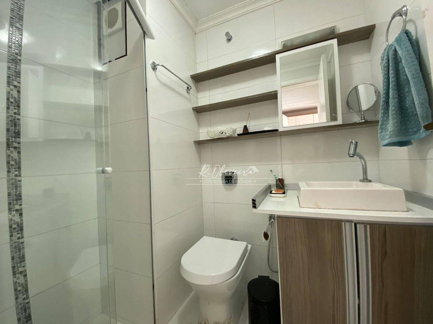 Apartamento à venda com 2 quartos, 40m² - Foto 6