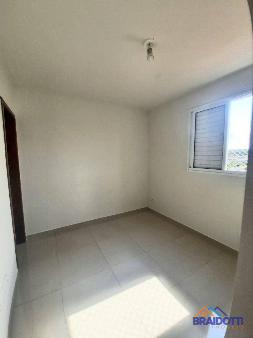 Apartamento à venda com 3 quartos, 76m² - Foto 20