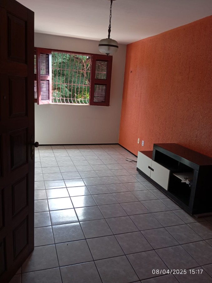 Apartamento para alugar com 3 quartos, 80m² - Foto 8