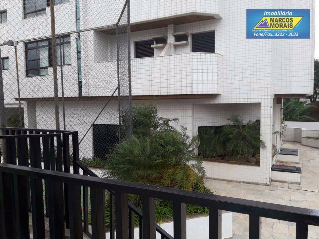 Apartamento à venda com 4 quartos, 246m² - Foto 2