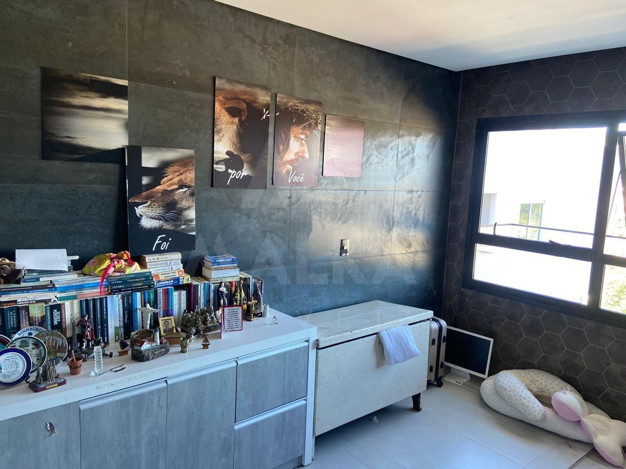 Casa para alugar com 4 quartos, 270m² - Foto 32