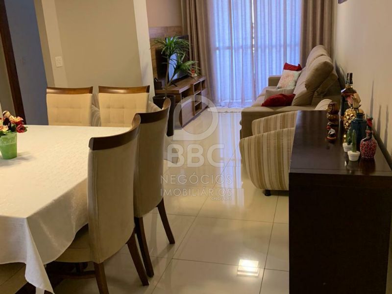 Apartamento à venda com 2 quartos, 67m² - Foto 3