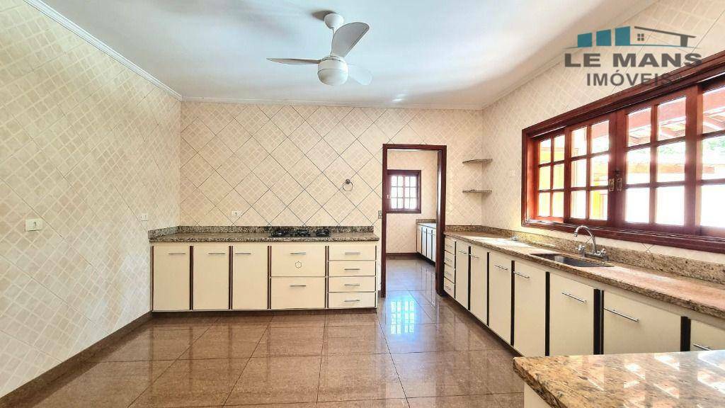 Casa à venda com 3 quartos, 220m² - Foto 19