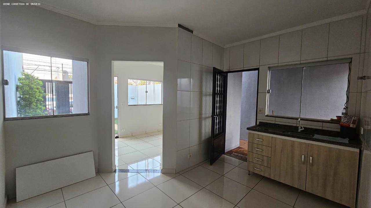 Casa à venda com 2 quartos, 125m² - Foto 8