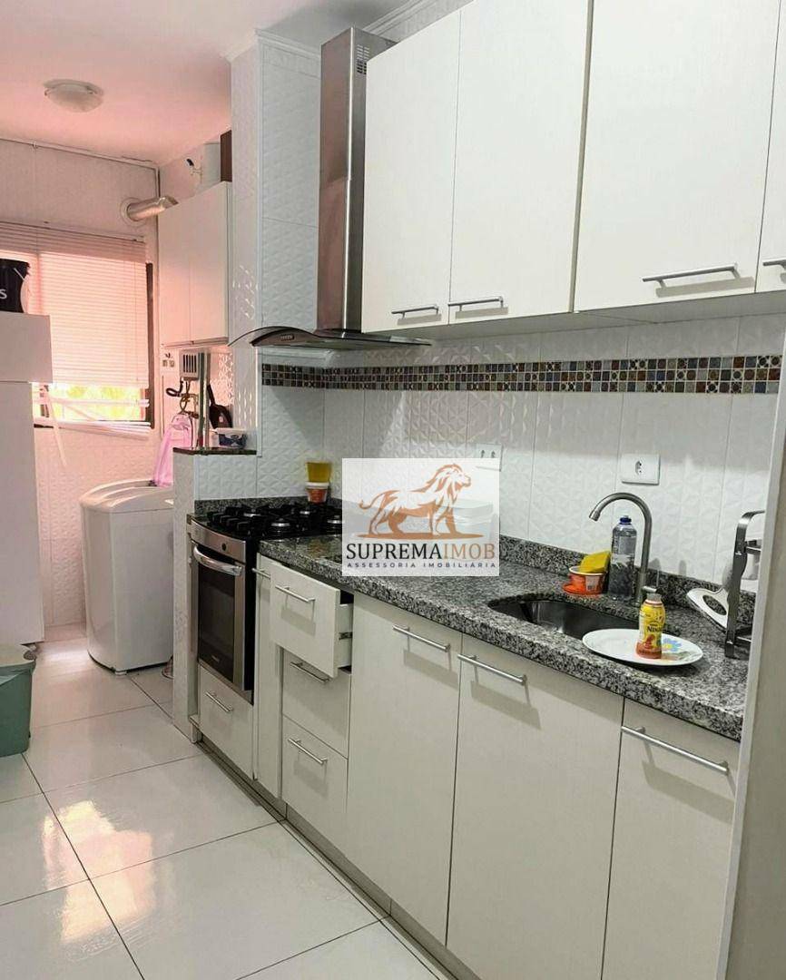 Apartamento à venda com 3 quartos, 74m² - Foto 4