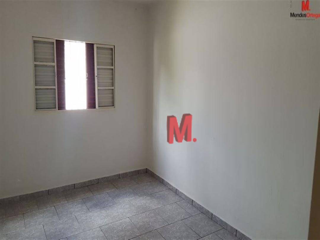 Casa à venda com 3 quartos, 108m² - Foto 7