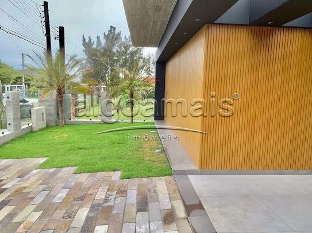 Casa à venda com 4 quartos, 260m² - Foto 3