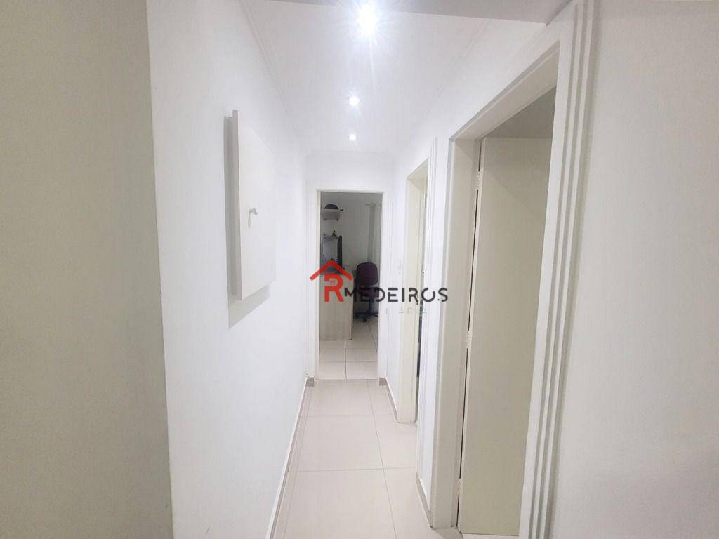 Apartamento à venda com 2 quartos, 72m² - Foto 10