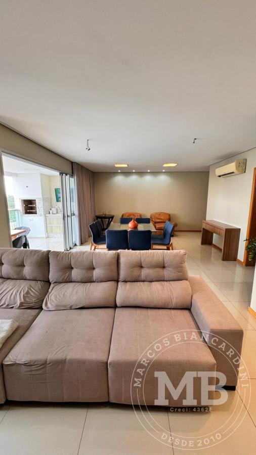 Apartamento à venda com 3 quartos, 156m² - Foto 6