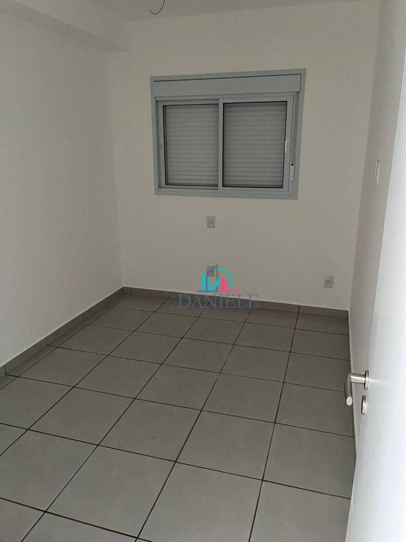 Apartamento à venda com 2 quartos, 62m² - Foto 6