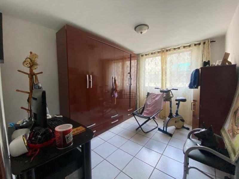 Apartamento à venda com 2 quartos, 70m² - Foto 9