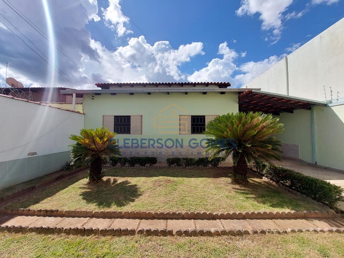 Casa à venda com 3 quartos, 360m² - Foto 4