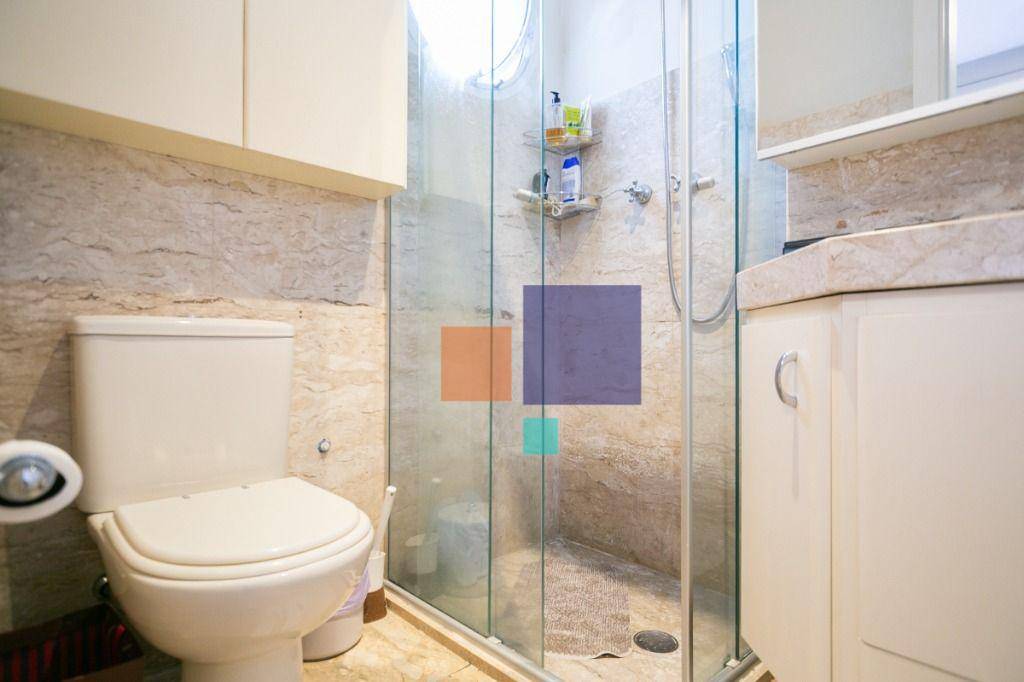 Apartamento para alugar com 4 quartos, 240m² - Foto 46