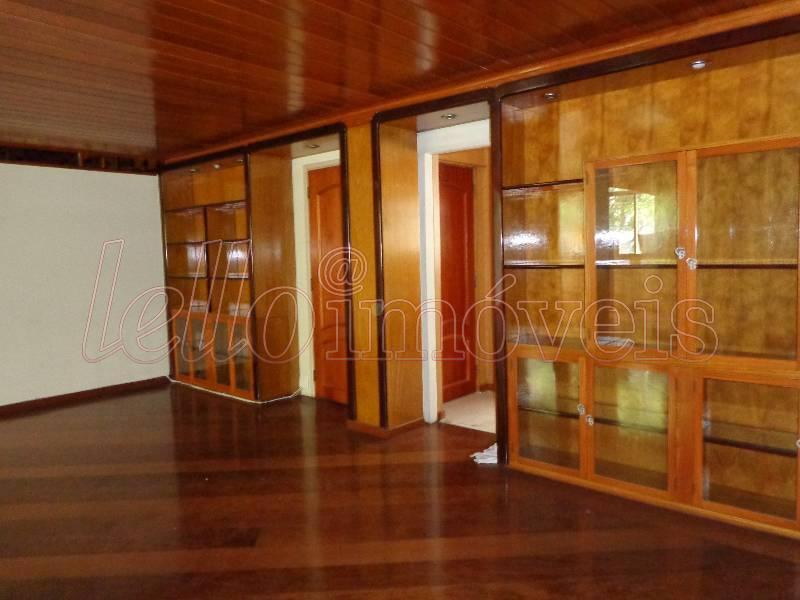 Apartamento para alugar com 2 quartos, 160m² - Foto 2